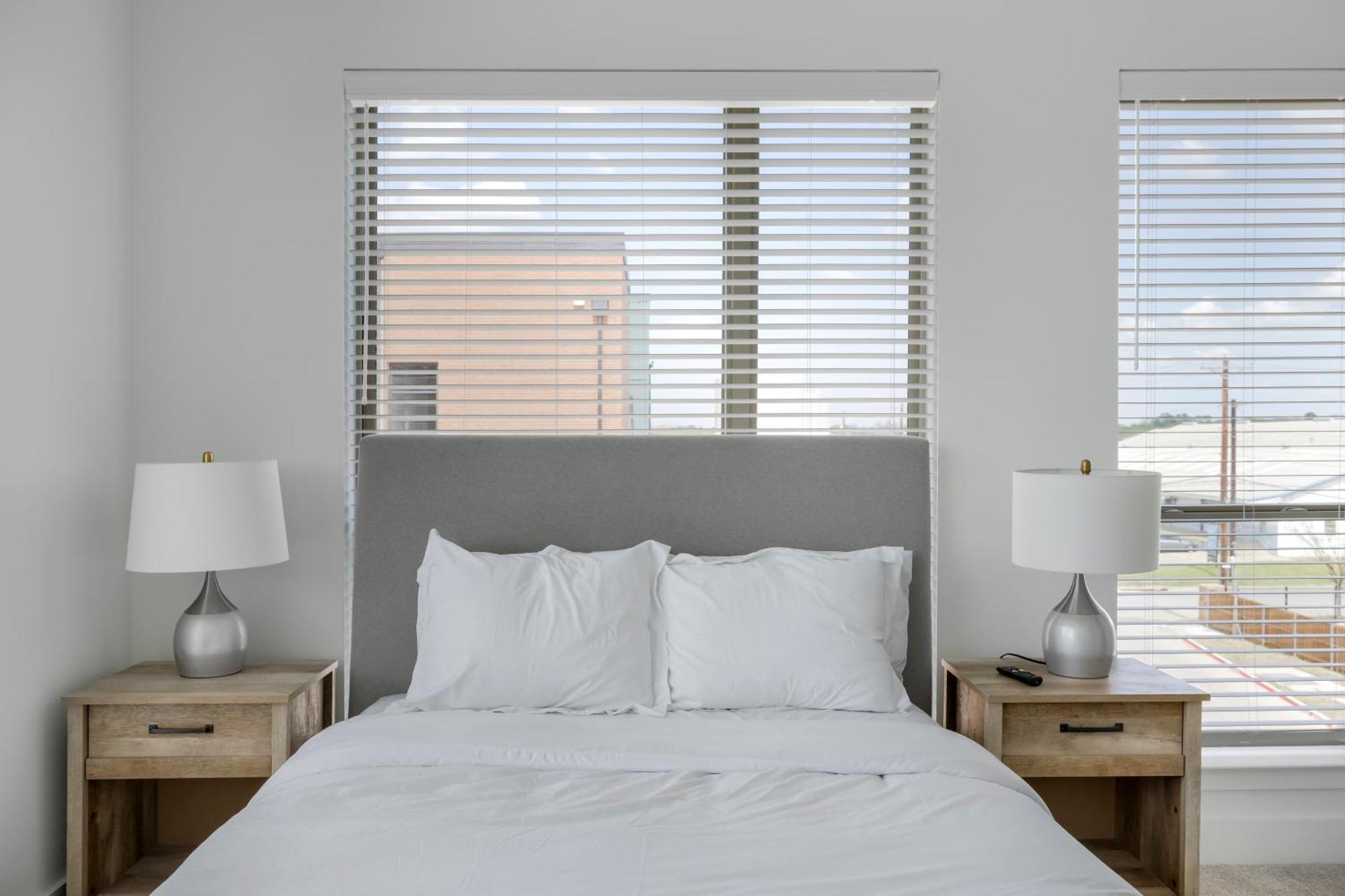 Railyard Apartments By Barsala デントン 部屋 写真